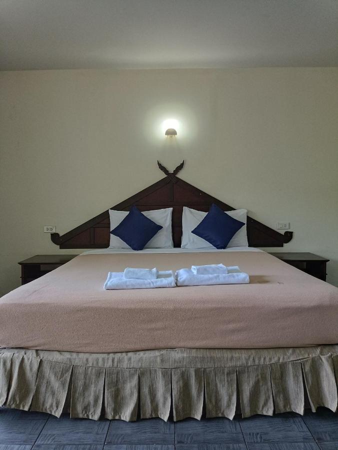 Ban Nam Mao Resort Na Chom Thian Esterno foto