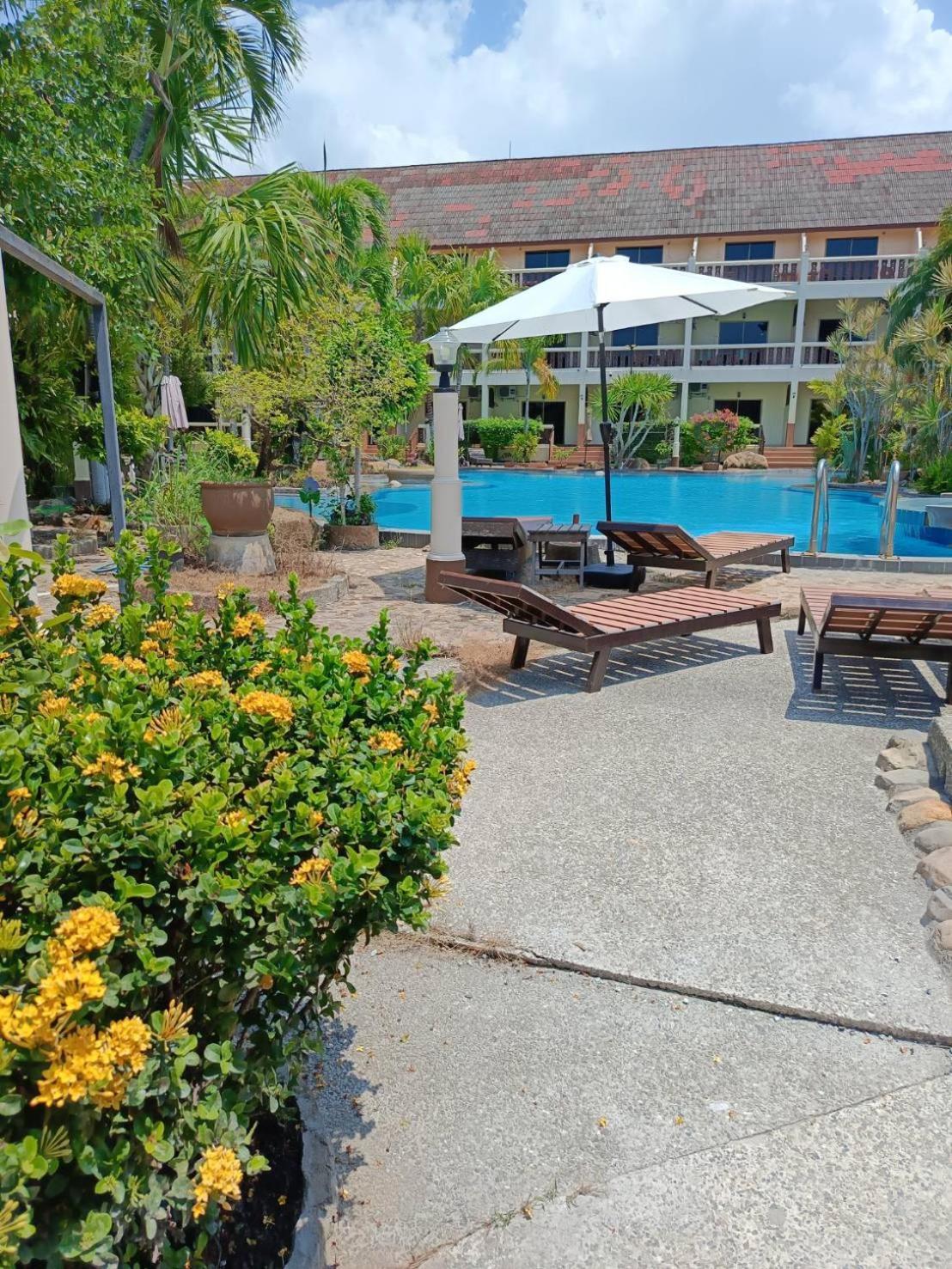 Ban Nam Mao Resort Na Chom Thian Esterno foto