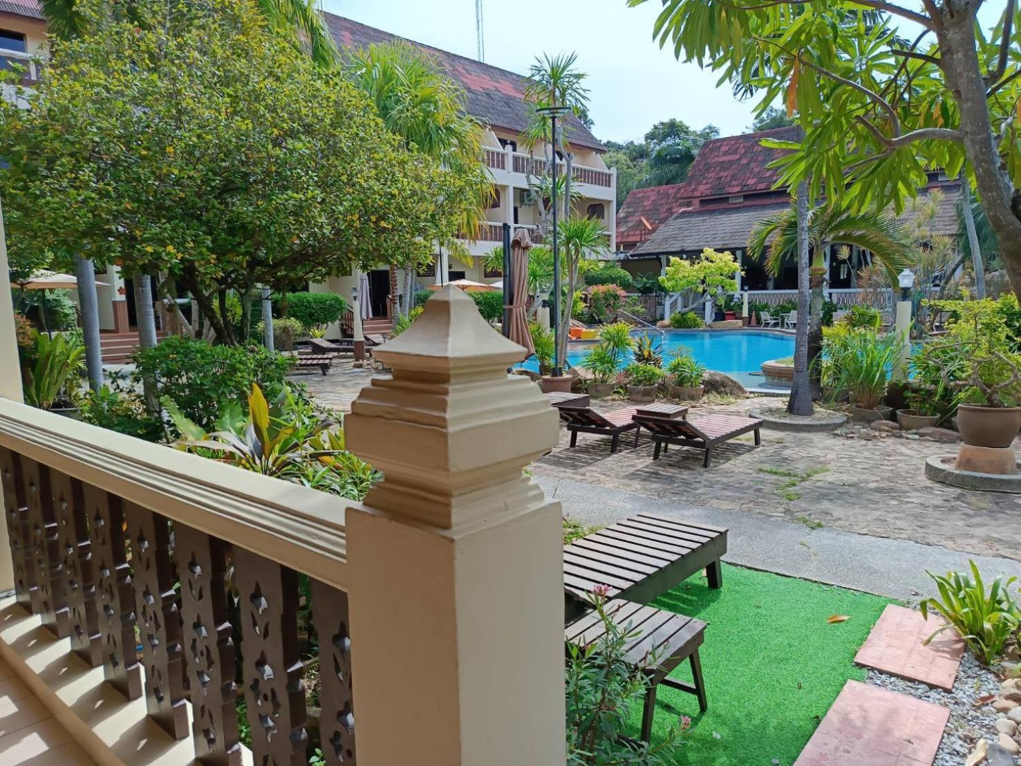 Ban Nam Mao Resort Na Chom Thian Esterno foto